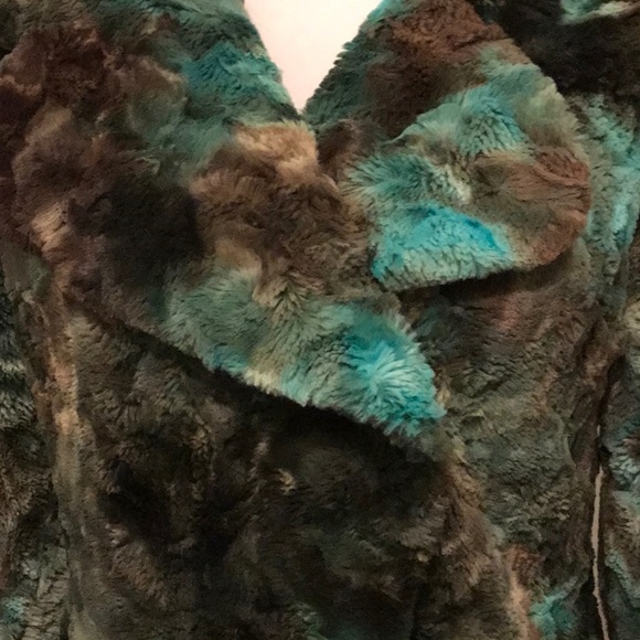 Cartise-Faux fur crop jacket - Picture 4 of 6